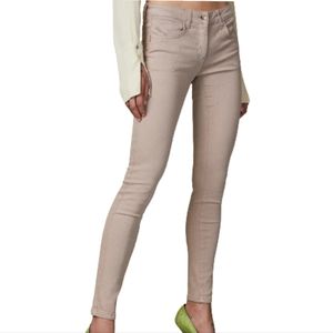 ANN TAYLOR JEANS